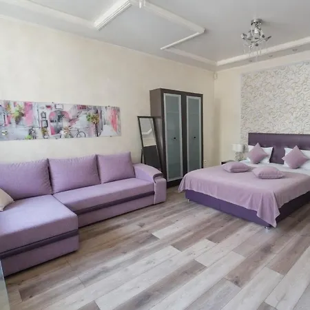 Apartment старий ринок